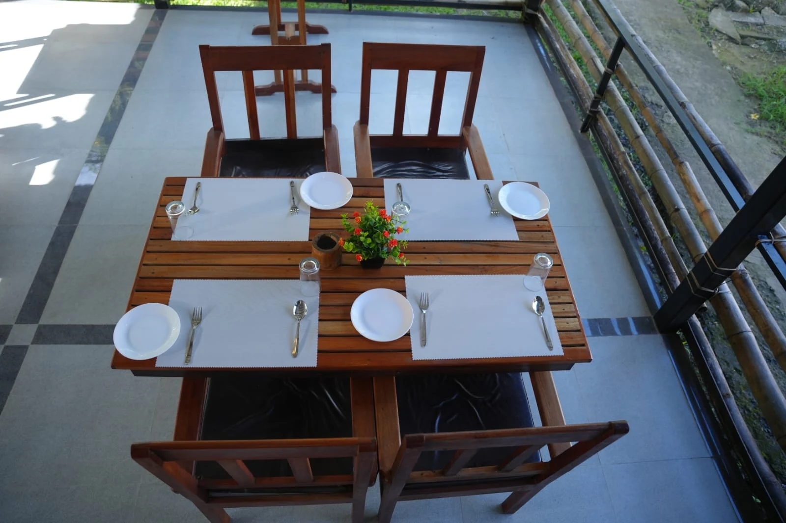Green Imperial Inn café photograph 7